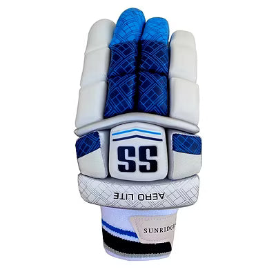 SS Aerolite Batting Gloves