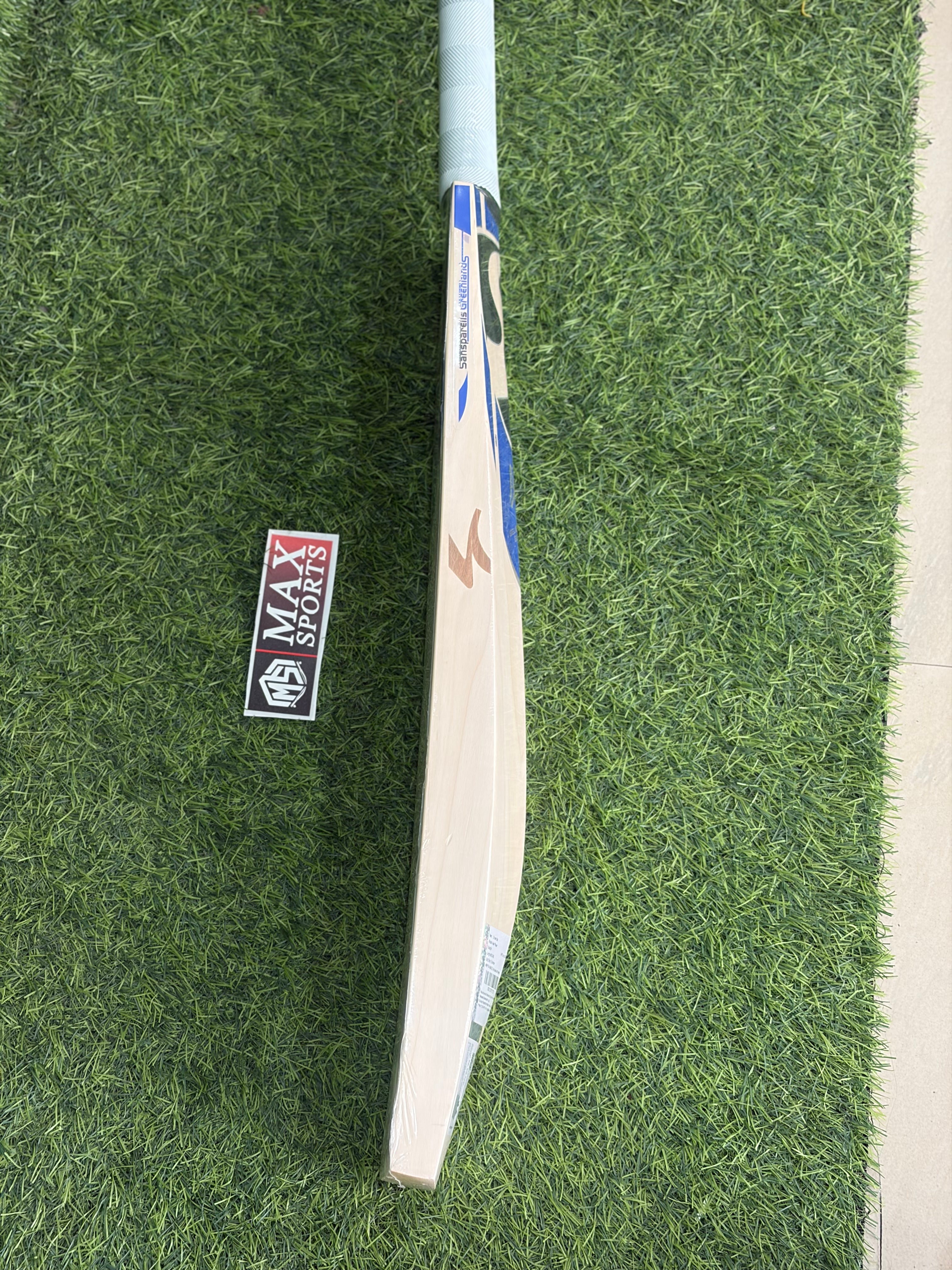 SG Ax 20 Player edition English willow bat