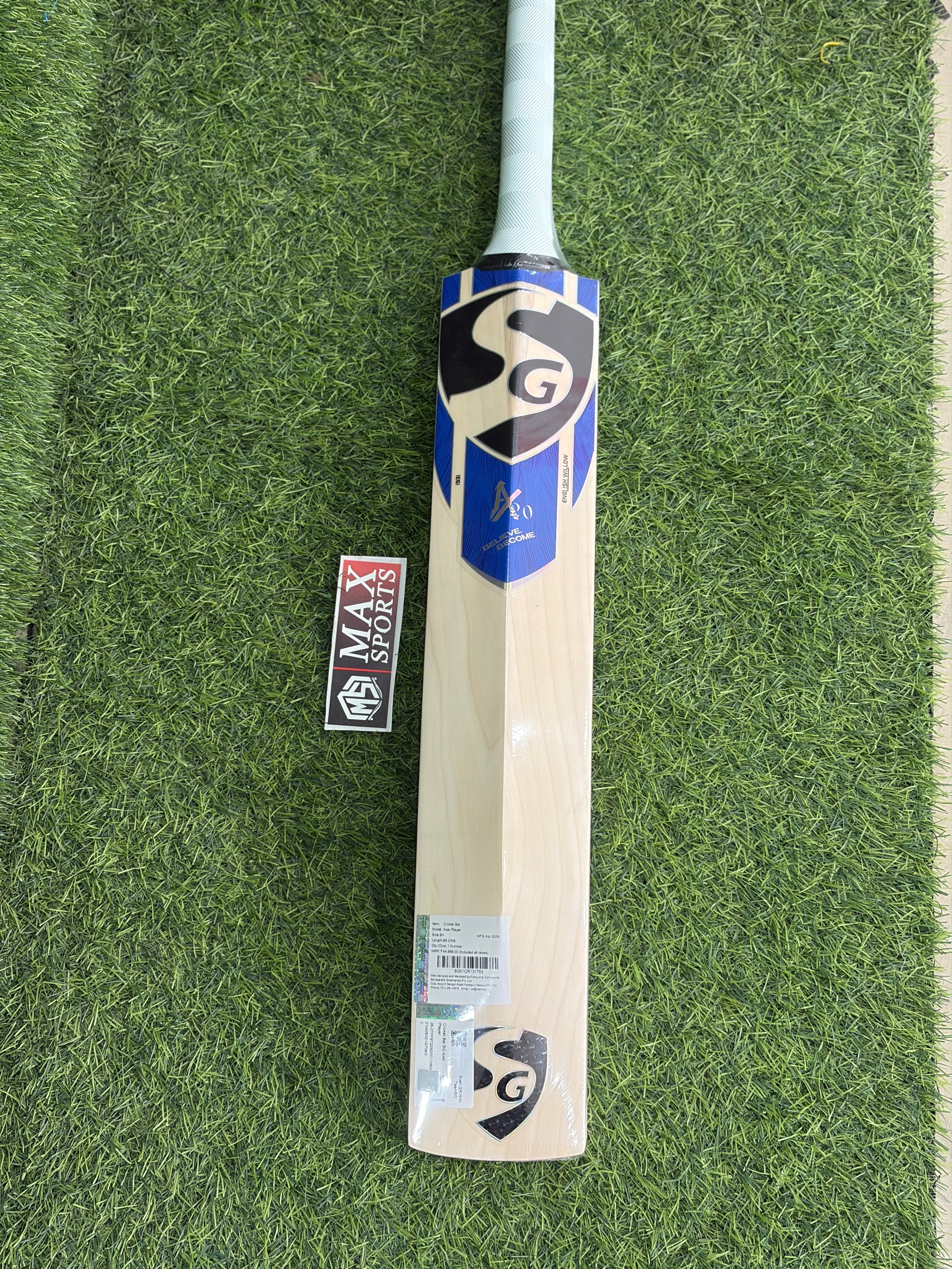 SG Ax 20 Player edition English willow bat