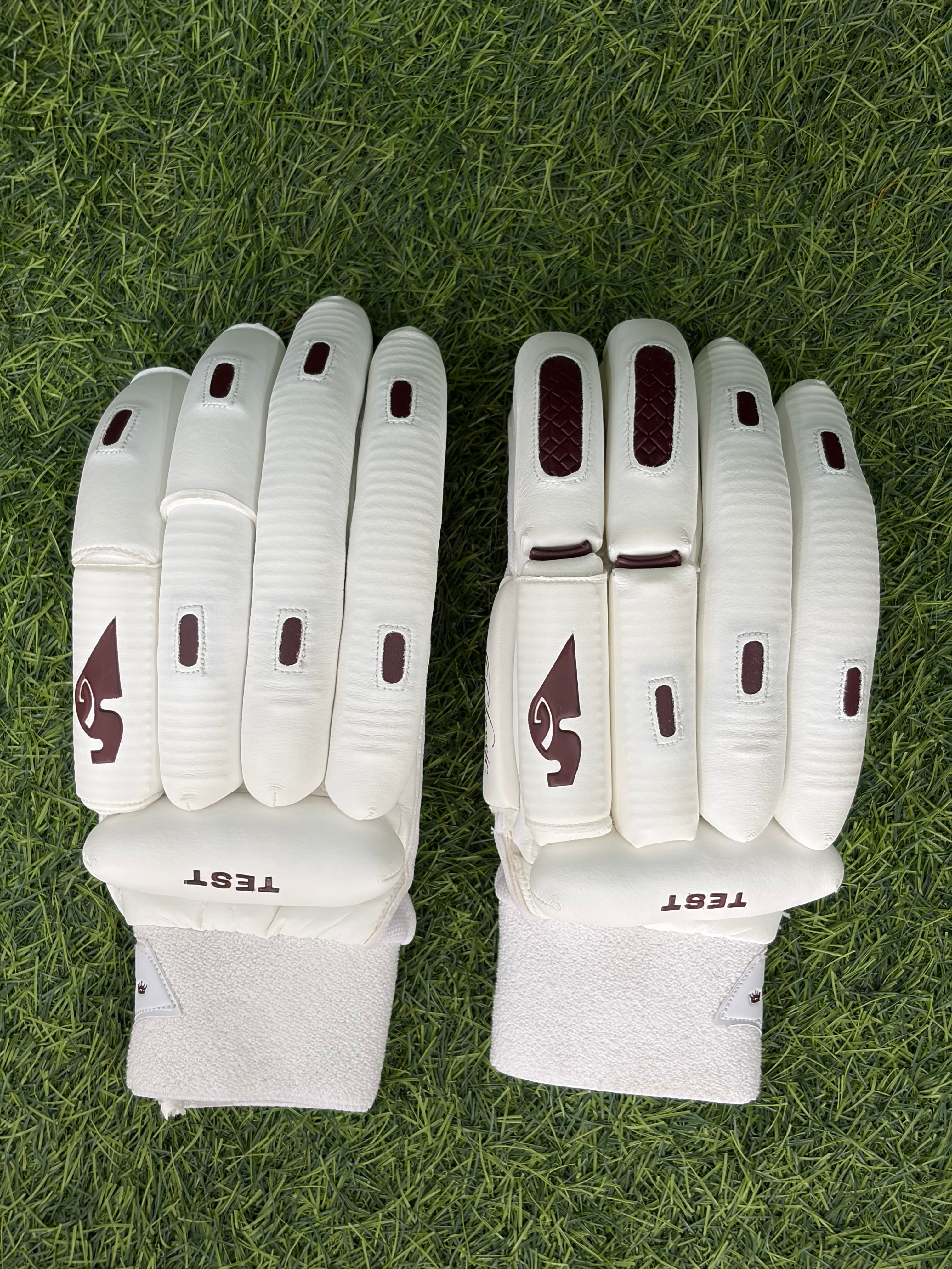 SG Test Classic Batting Gloves