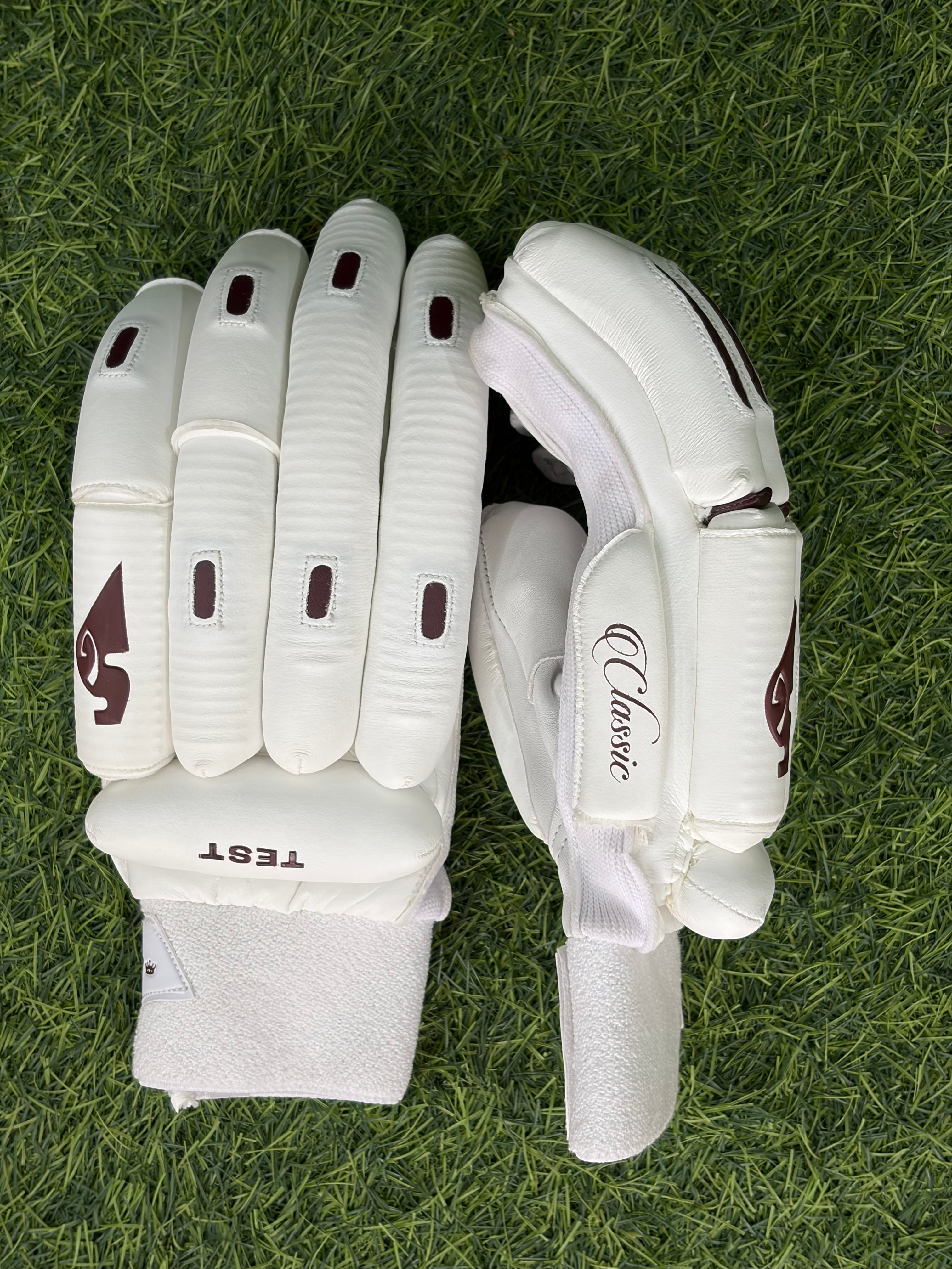 SG Test Classic Batting Gloves