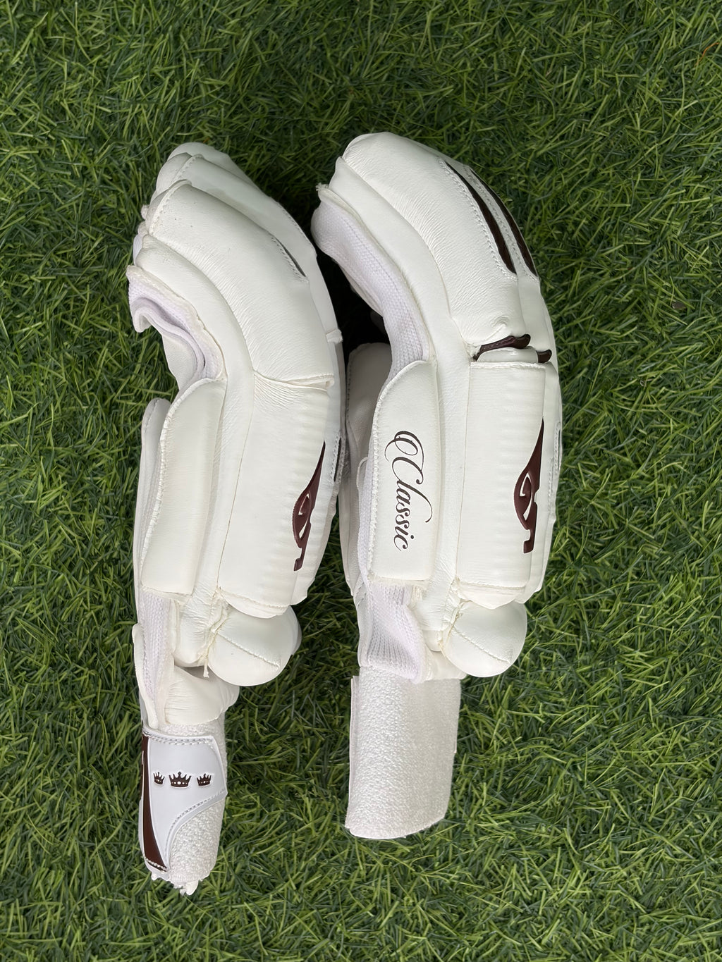 SG Test Classic Batting Gloves