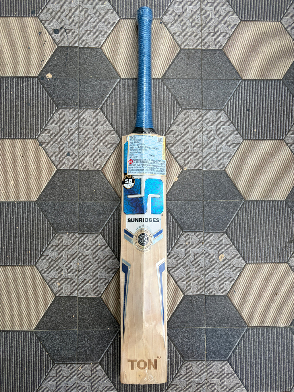 SS Premium English Willow Bat 1