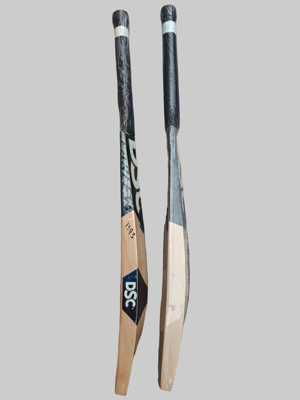 BLAK 200 English Willow Bat