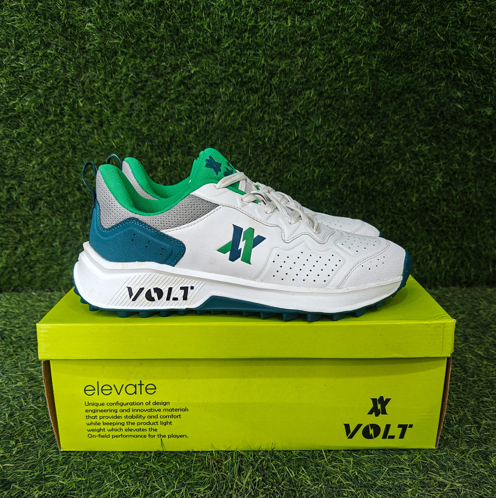 Volt 220 Cricket Shoes Green