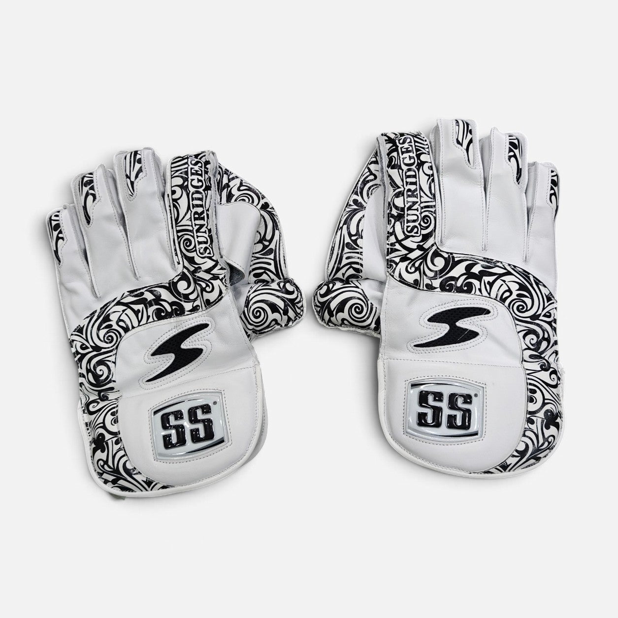 SS PROFESSIONAL W.K GLOVES