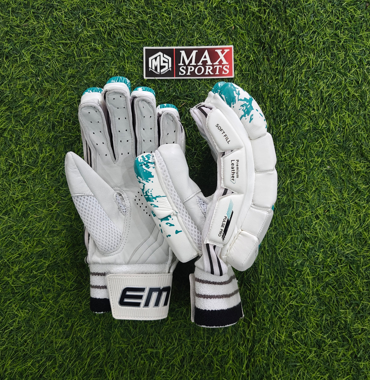 EM Pulse Pro Batting Gloves