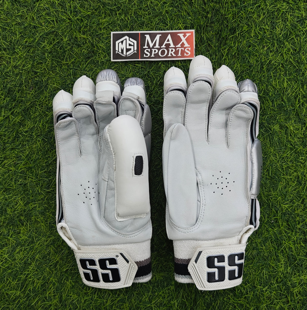SS Player Edition Batting Gloves