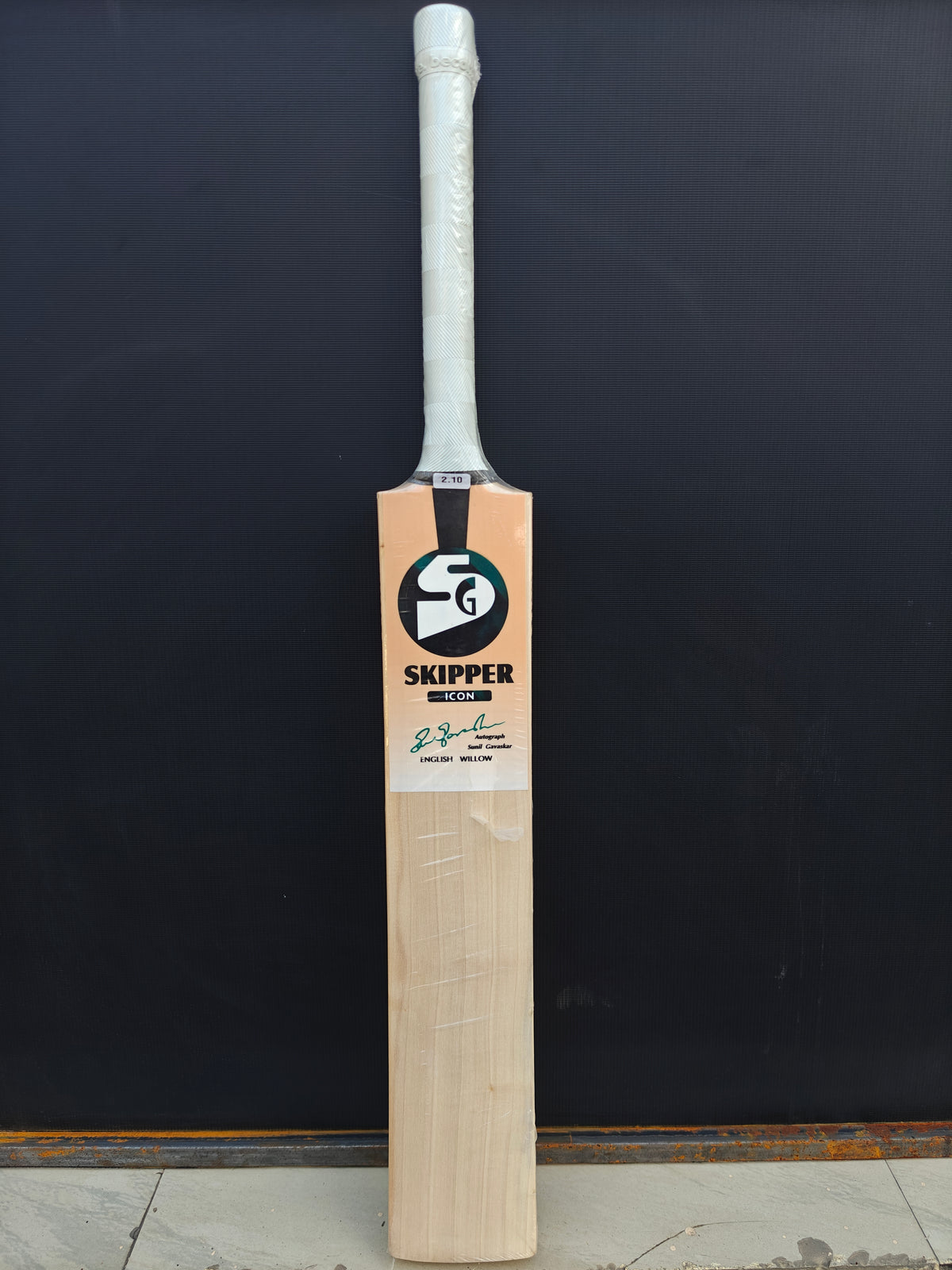Sg Skipper Icon English Willow Cricket Bat-SH