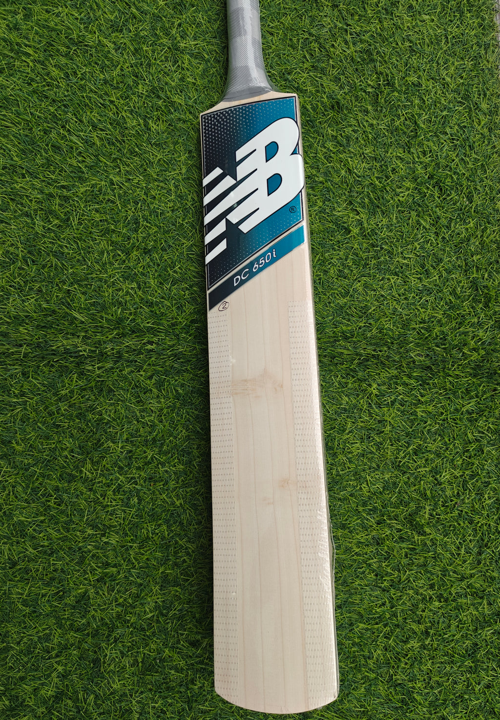 NB DC 650i English Willow Cricket Bat-SH
