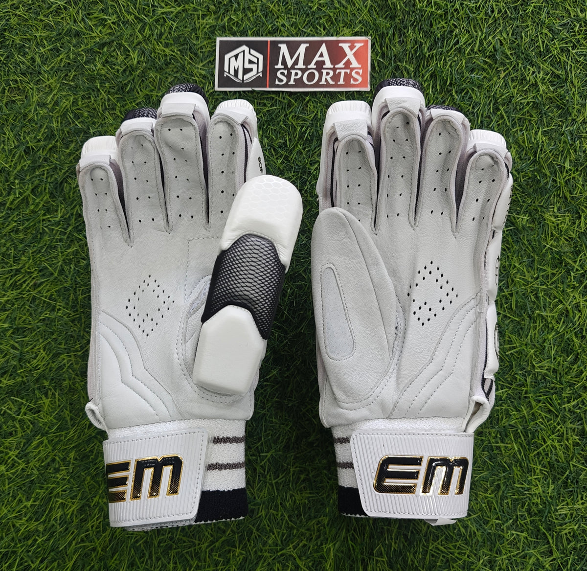 EM 360 No.17 Batting Gloves