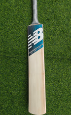 NB DC 700i PRO English Willow Cricket Bat-SH