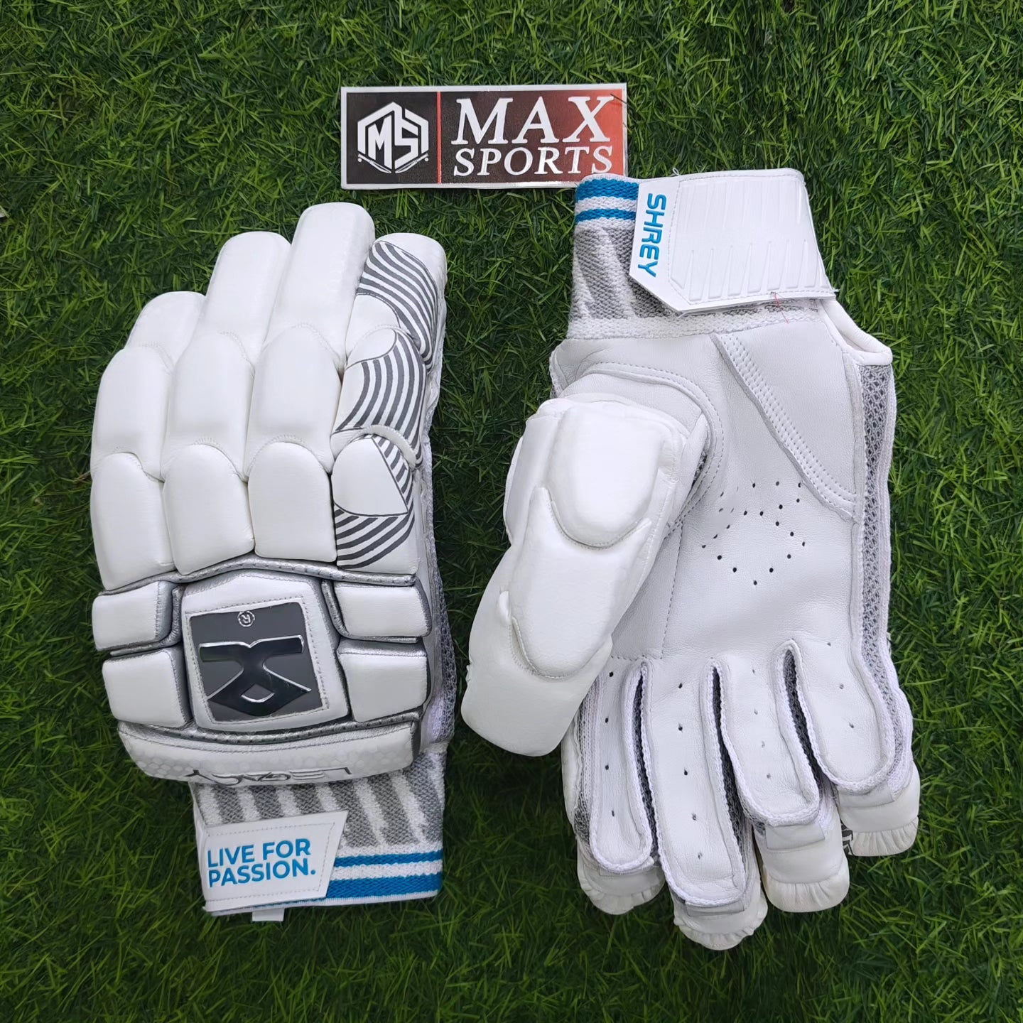 Shrey Legacy Batting Gloves