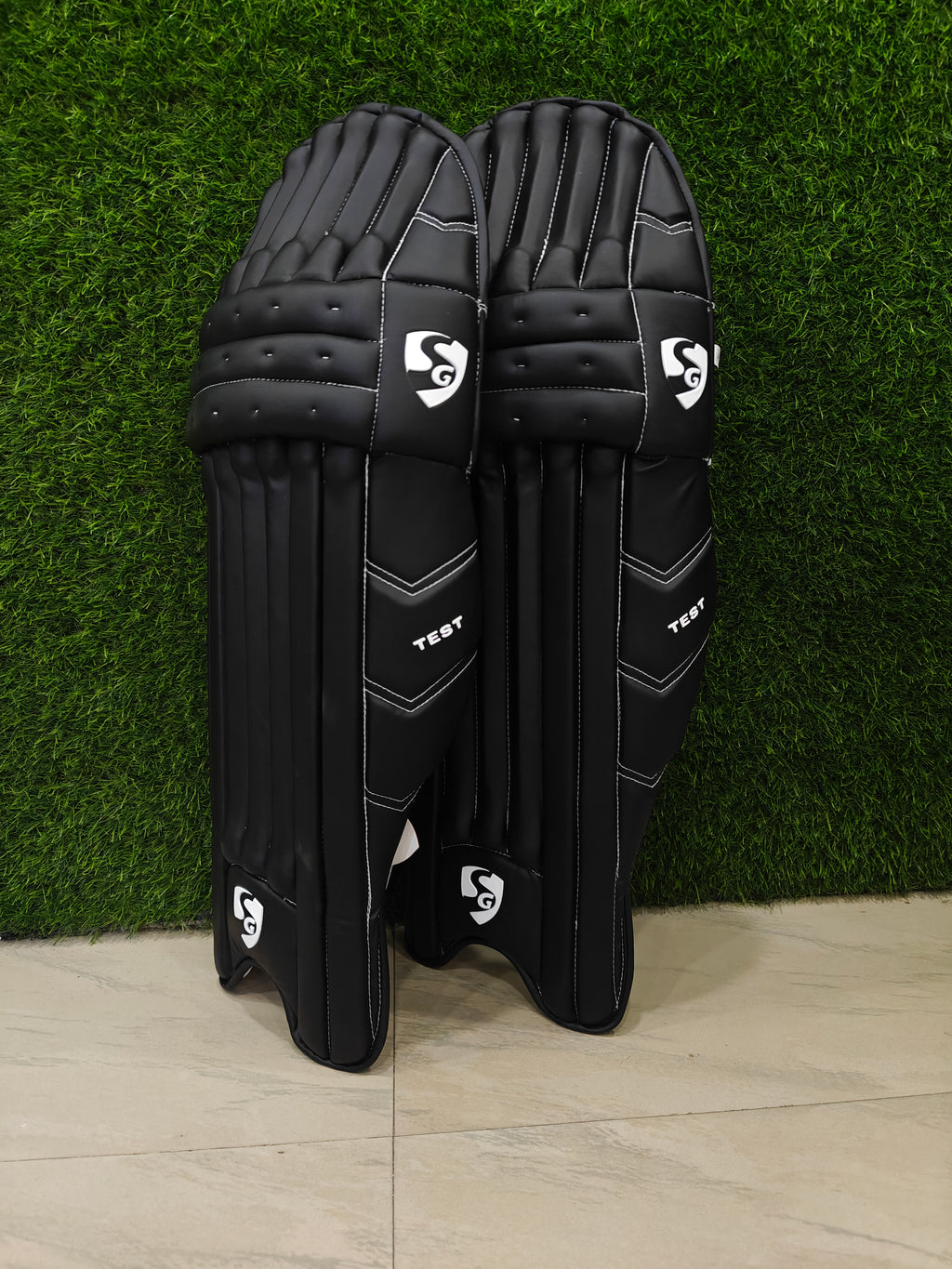 Sg Test Black Batting Legguard