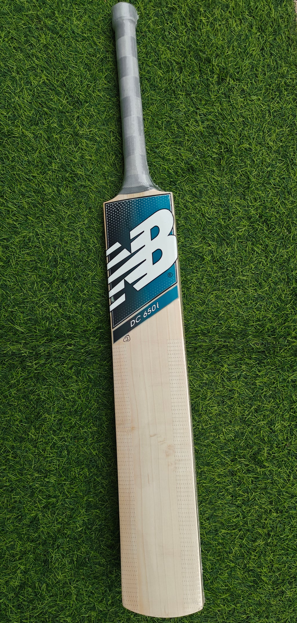 NB DC 650i English Willow Cricket Bat-SH