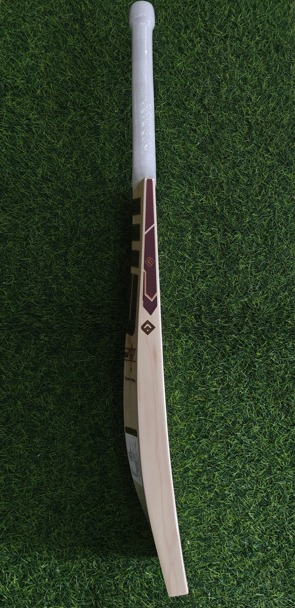 EM BS² X 110 English Willow Cricket Bat-SH