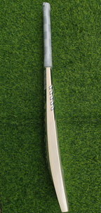 NB DC 650i English Willow Cricket Bat-SH