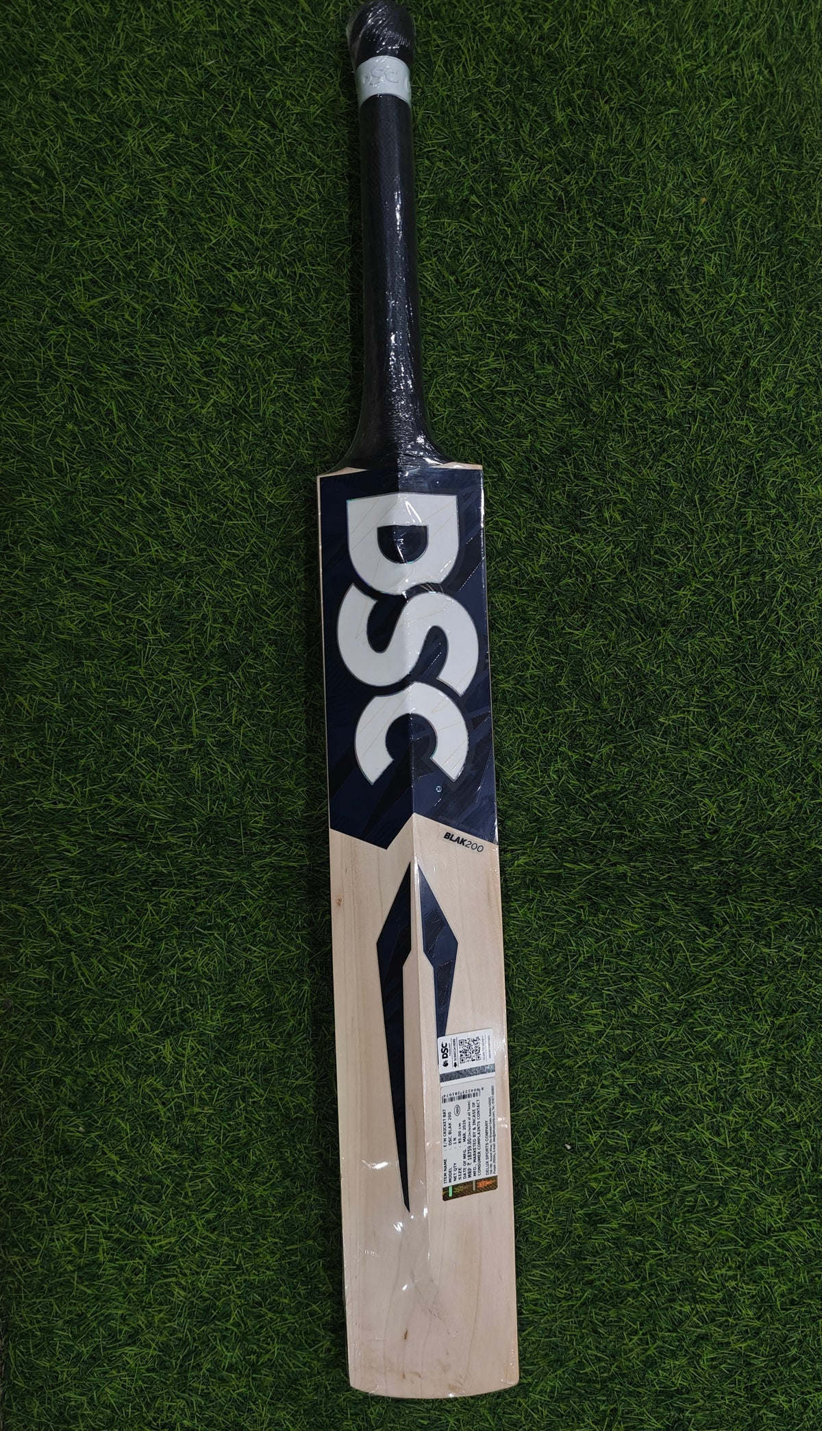 DSC BLAK 200 English Willow Cricket Bat-SH