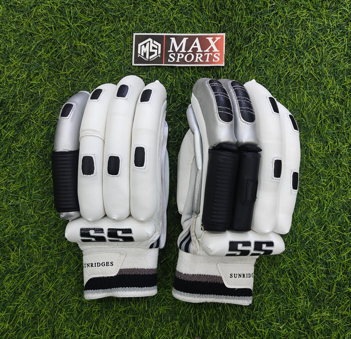 SS Player Edition Batting Gloves