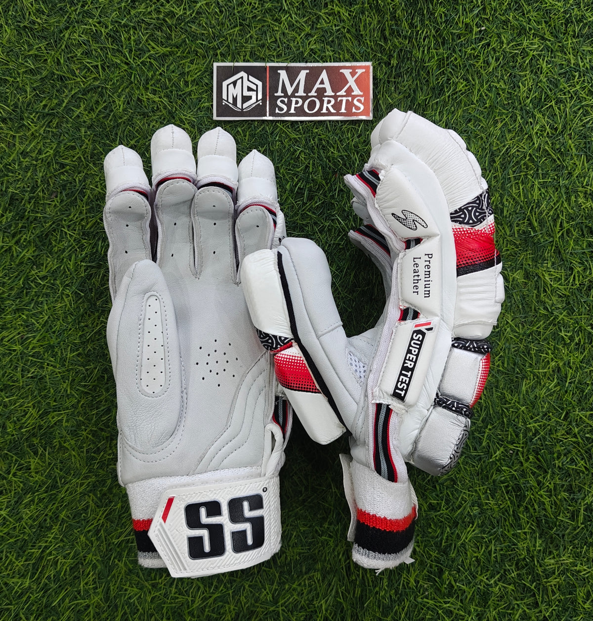 SS Supertest Batting Gloves