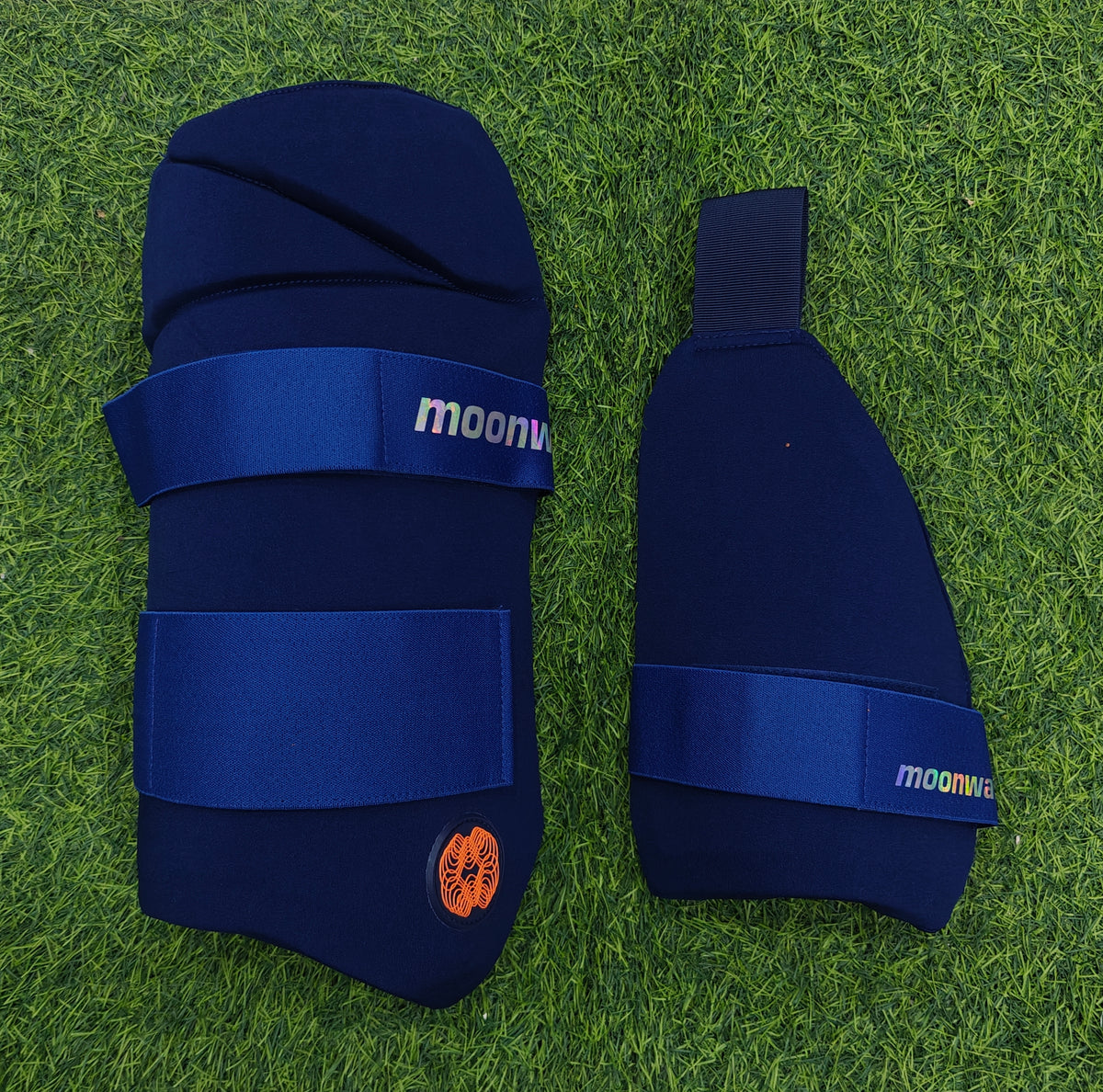 Moonwalkr Thigh guards 2.0