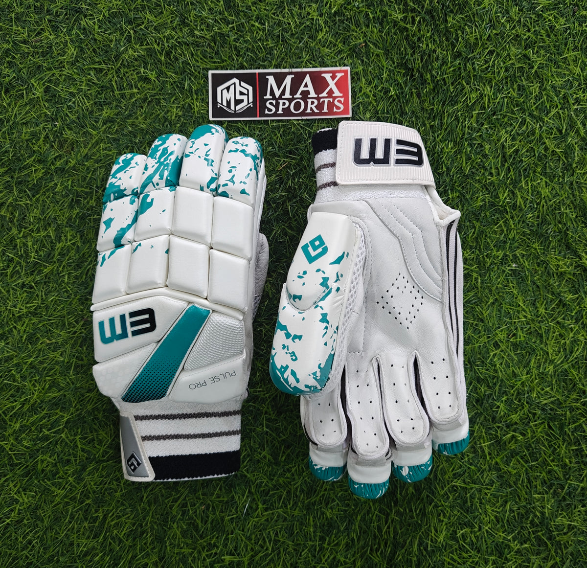 EM Pulse Pro Batting Gloves
