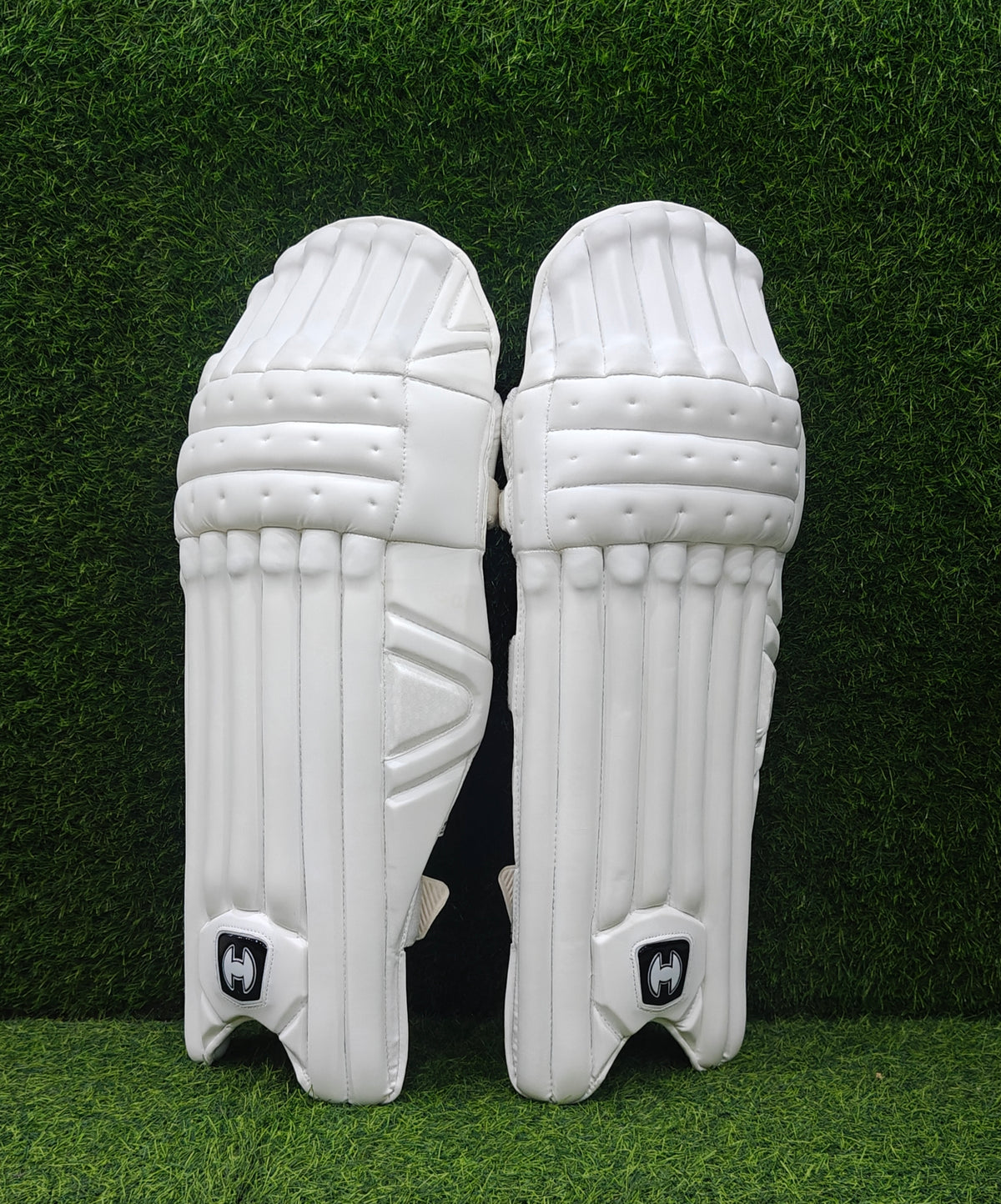 Hound Legacy Batting Legguard