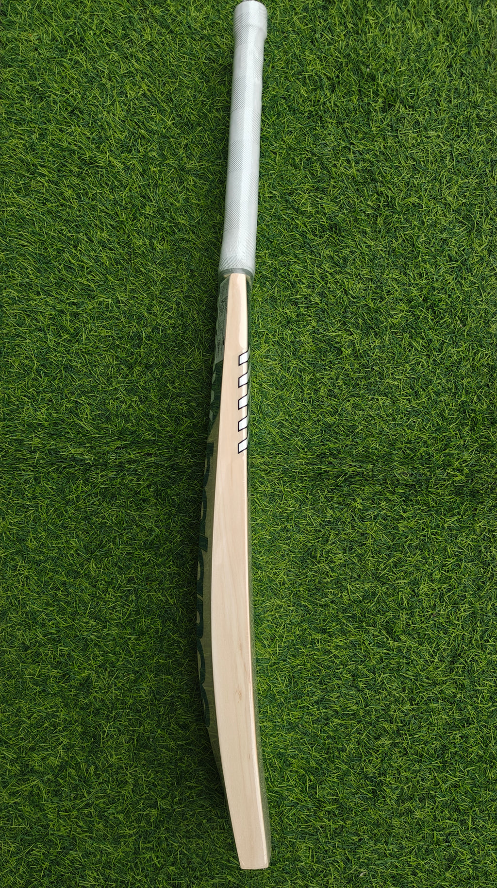 NB TC 700i PRO English Willow Cricket Bat-SH