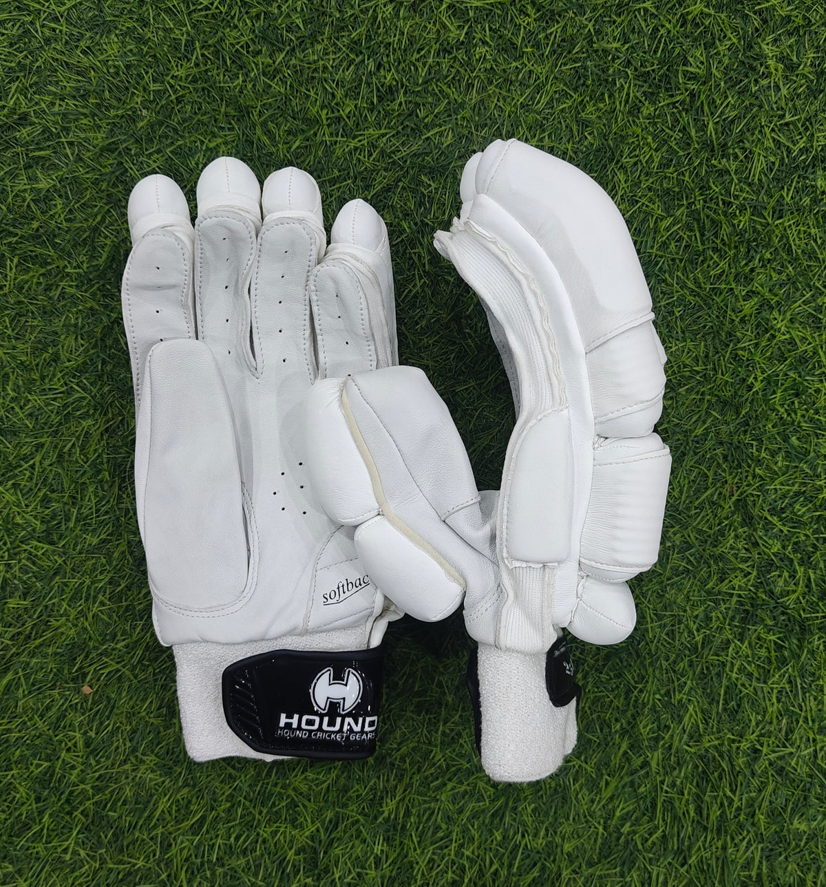 Hound 251 Not Out Batting Gloves