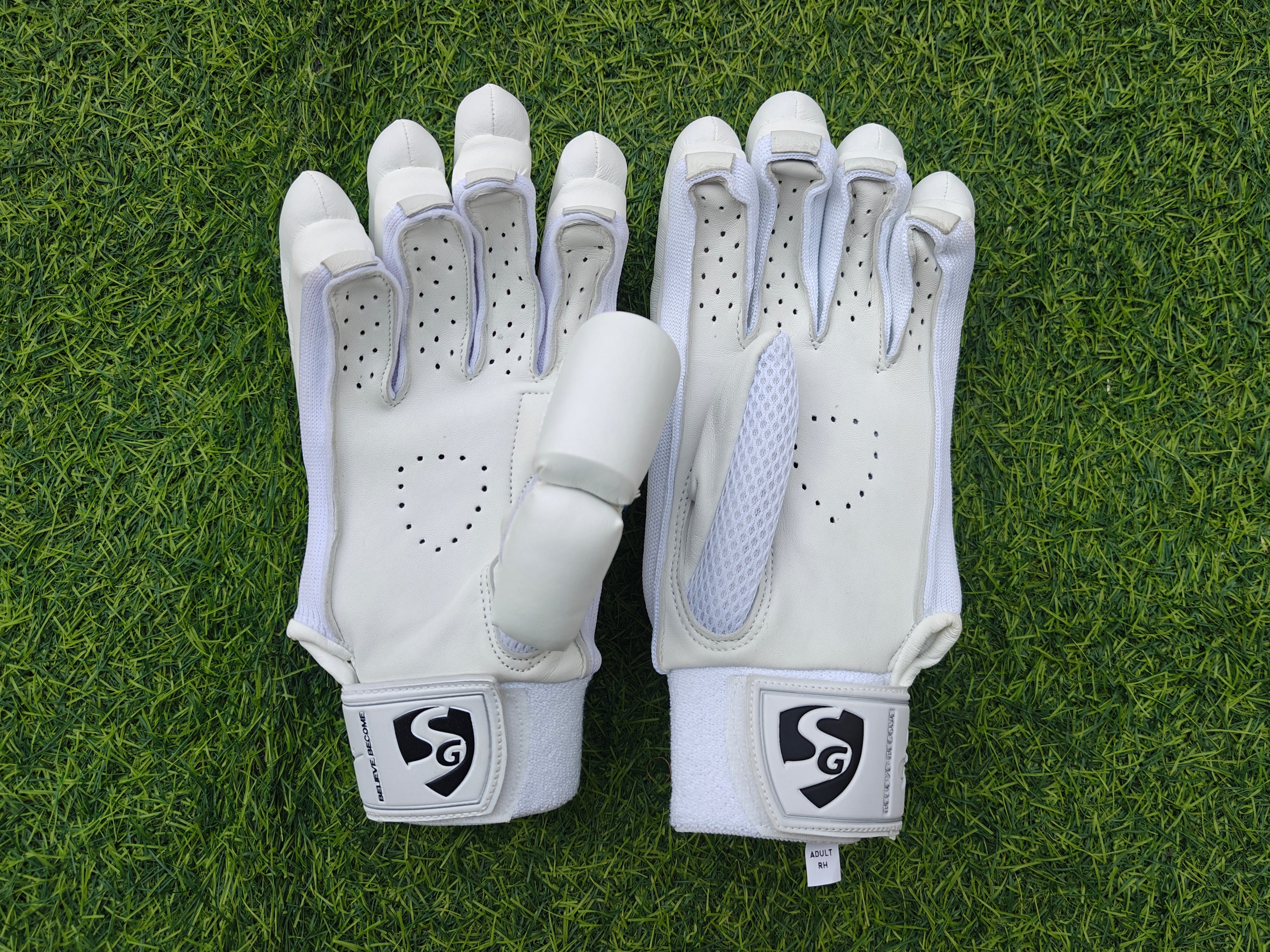 Sg HP Lite Batting Gloves-RH
