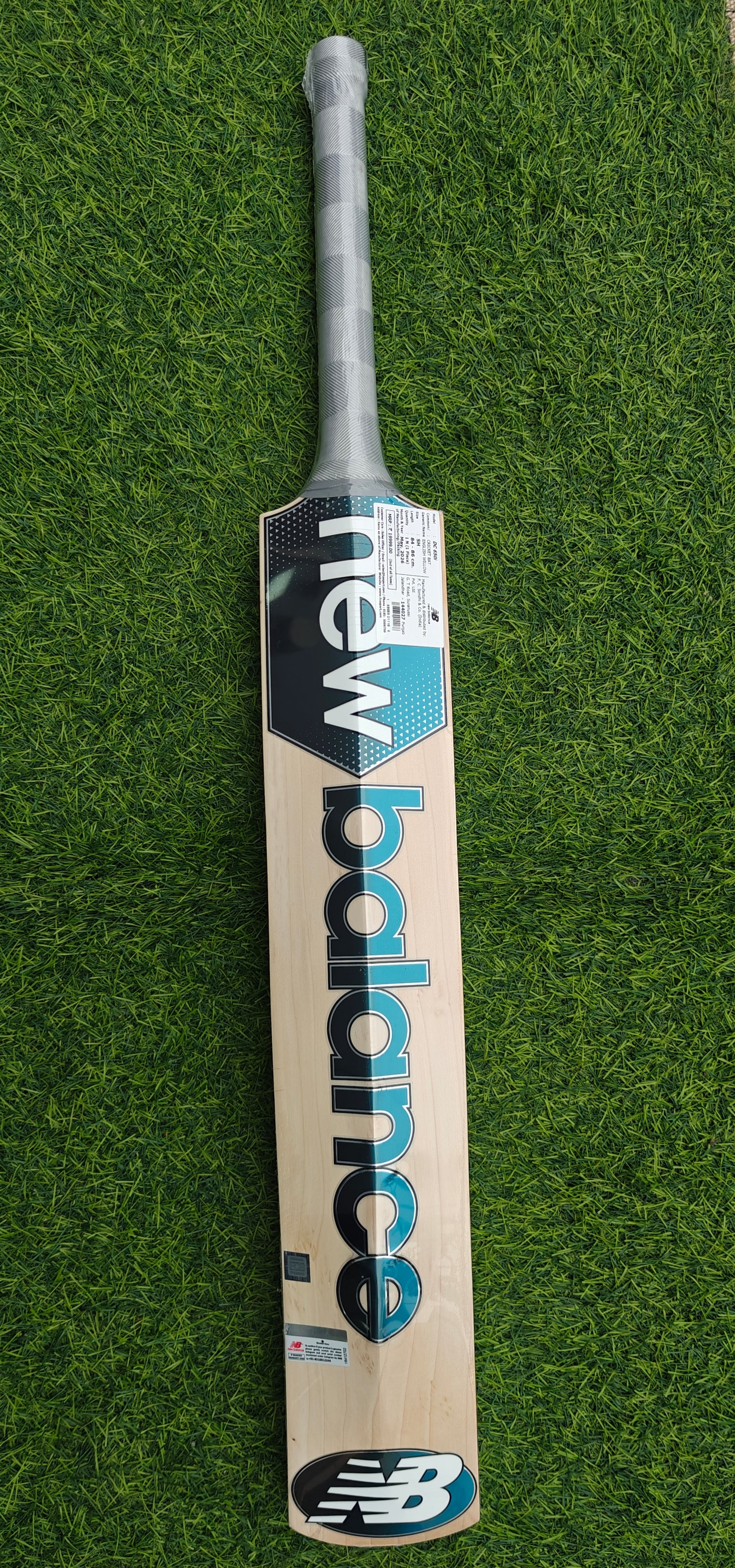 NB DC 650i English Willow Cricket Bat-SH