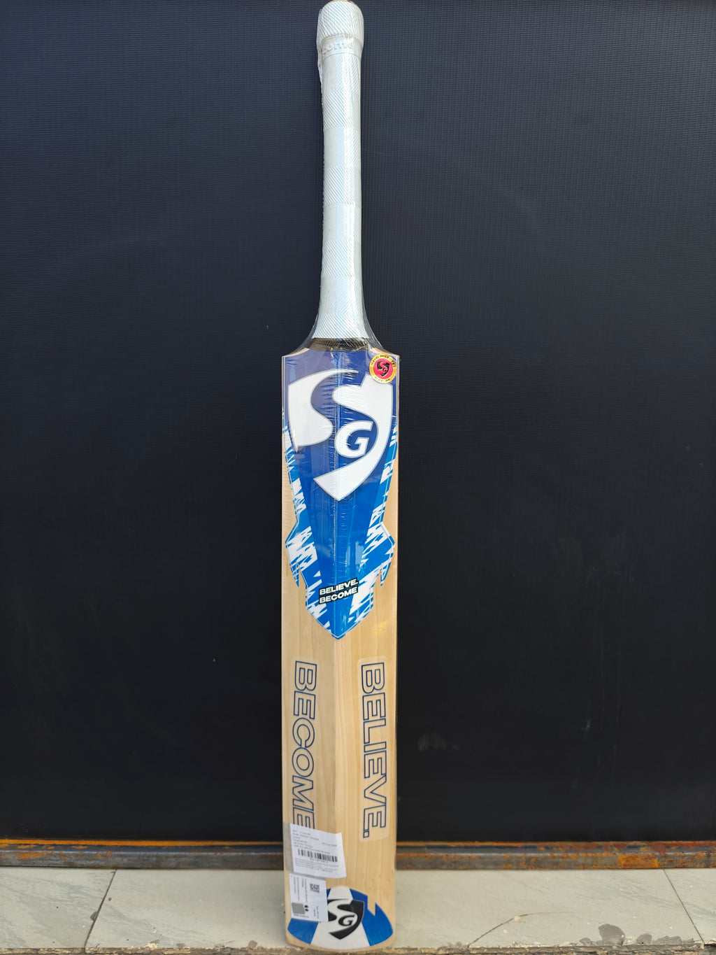 Sg Reliant Xtreme English Willow Cricket Bat-SH