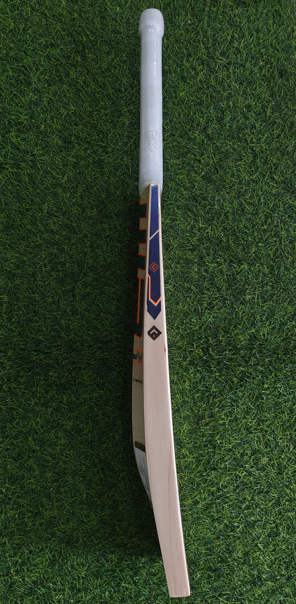 EM BS² X 130 English Willow Cricket Bat-SH