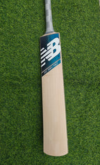 NB DC 900i PRO ENGLISH WILLOW CRICKET BAT-SH
