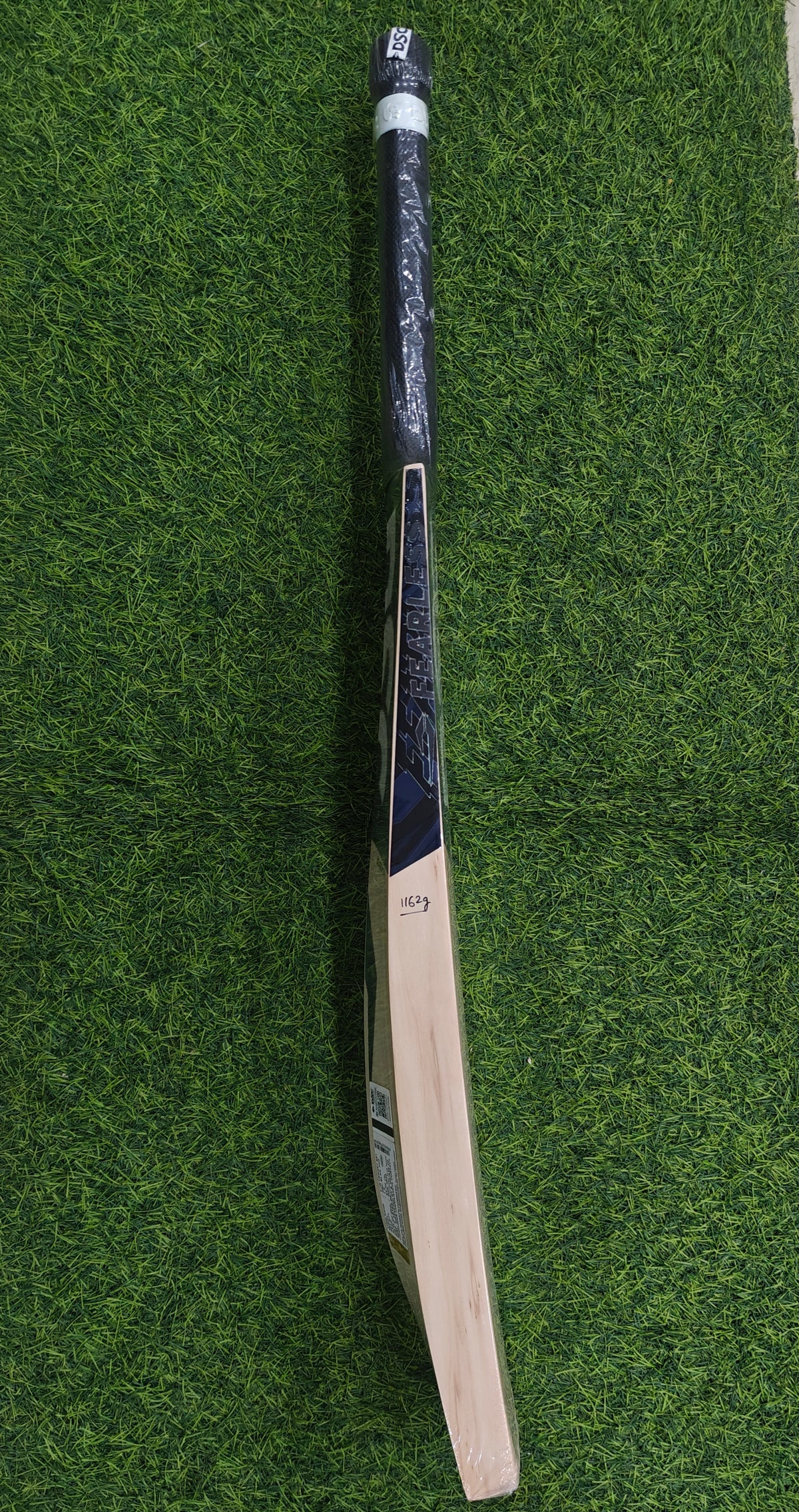 DSC BLAK 200 English Willow Cricket Bat-SH