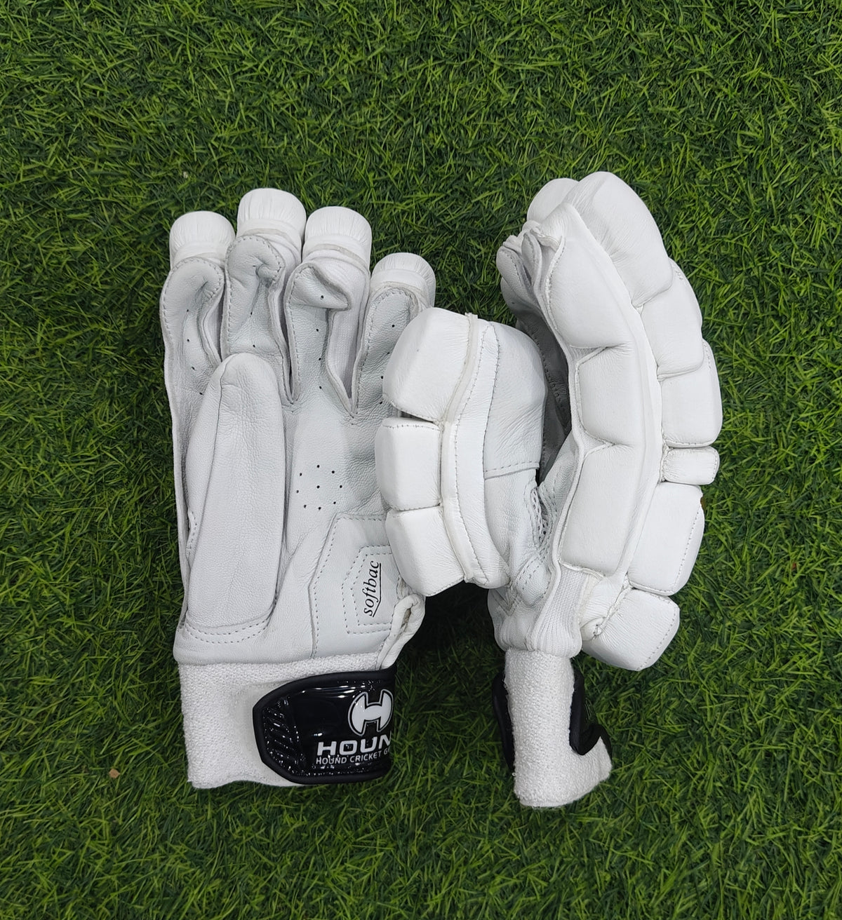 HOUND LEGACY Batting Gloves