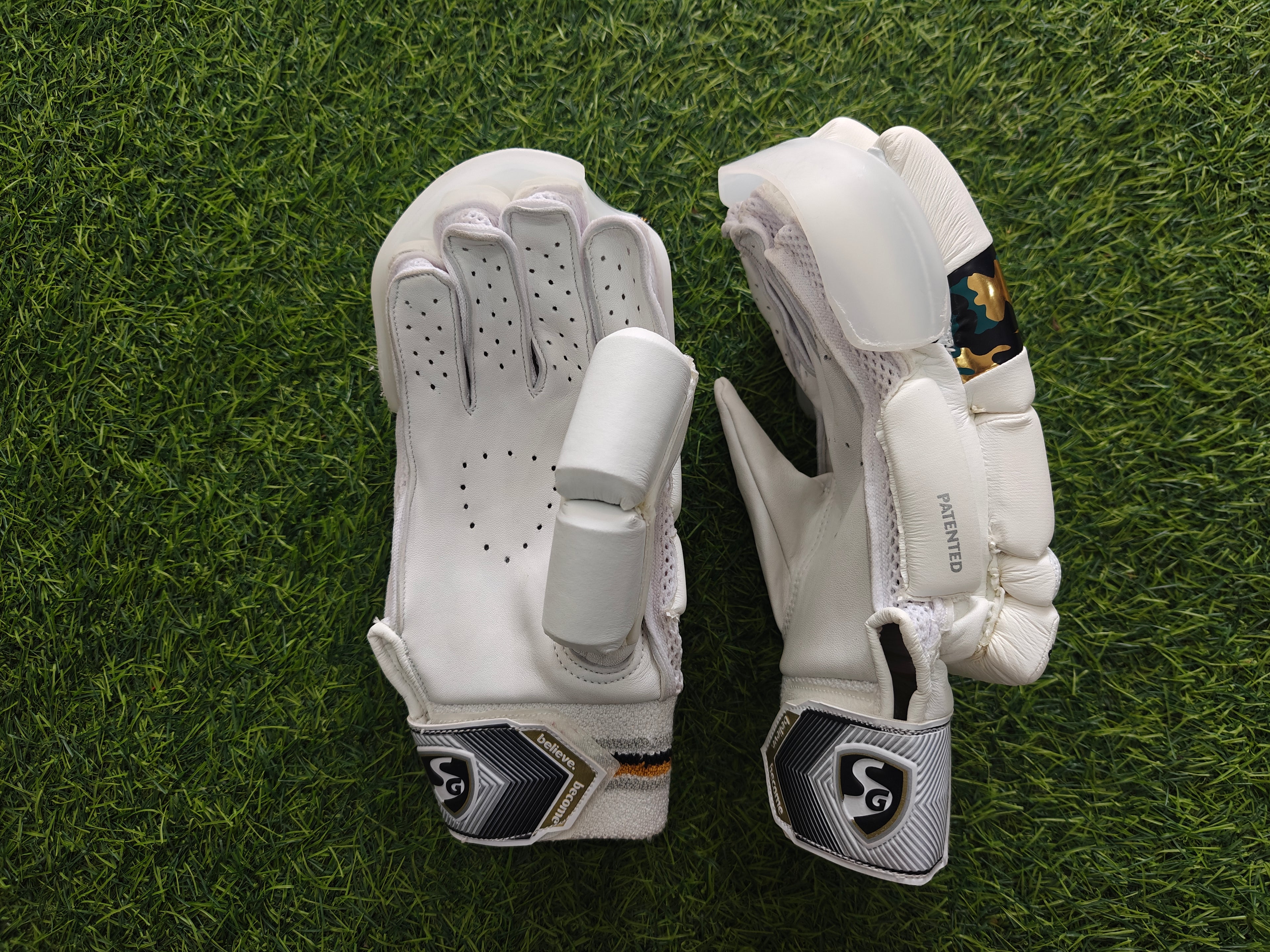 Sg HP Armour Batting Gloves-RH
