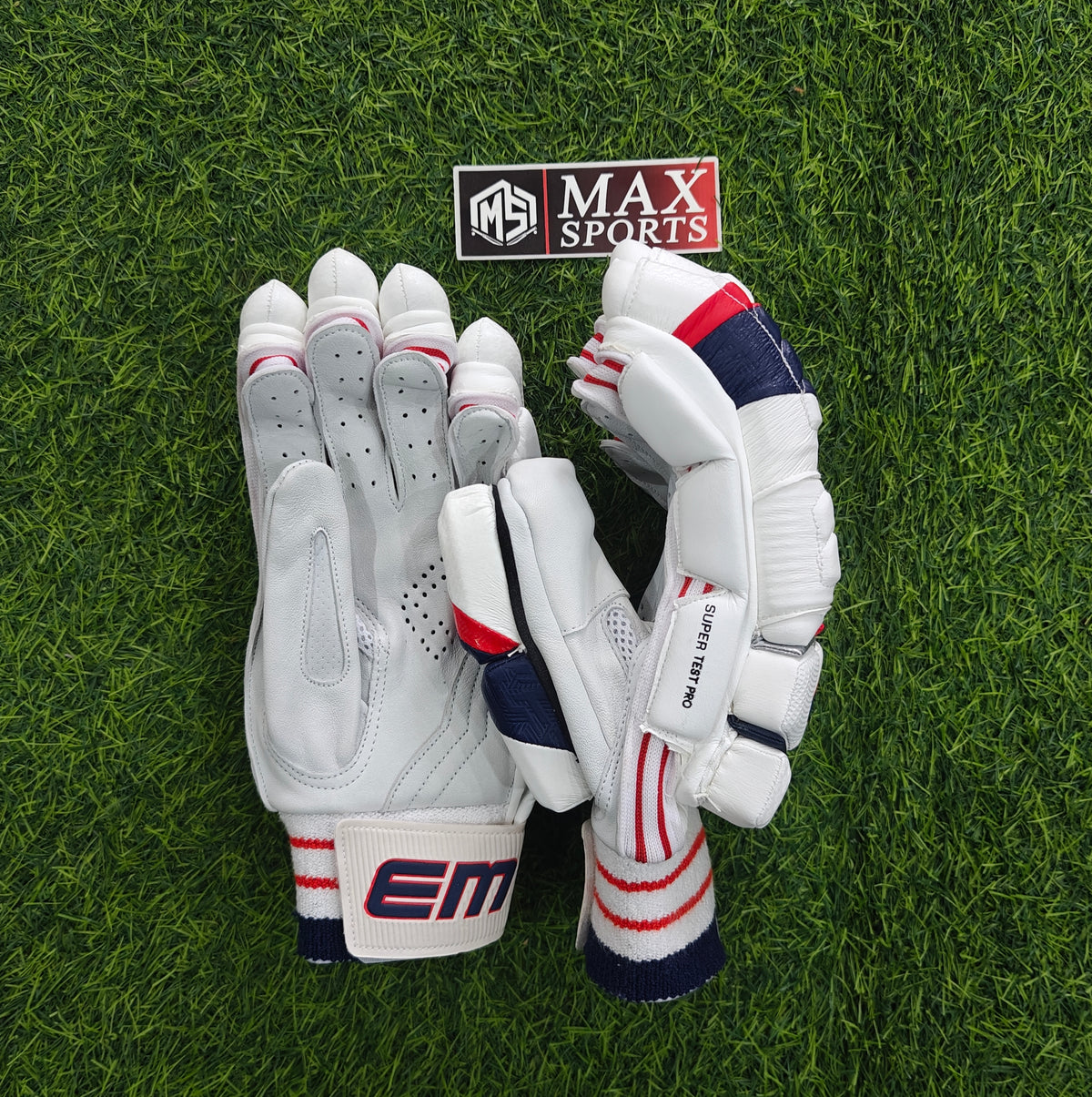 EM Super Test Pro Batting Gloves