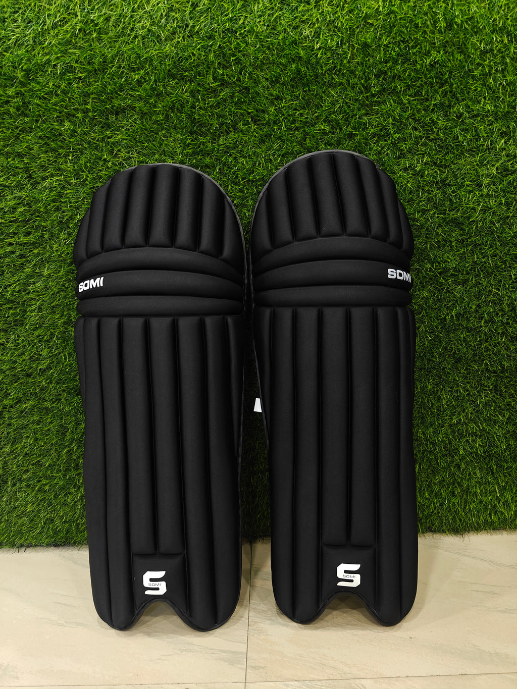 Somi Air Batting Leg-guard