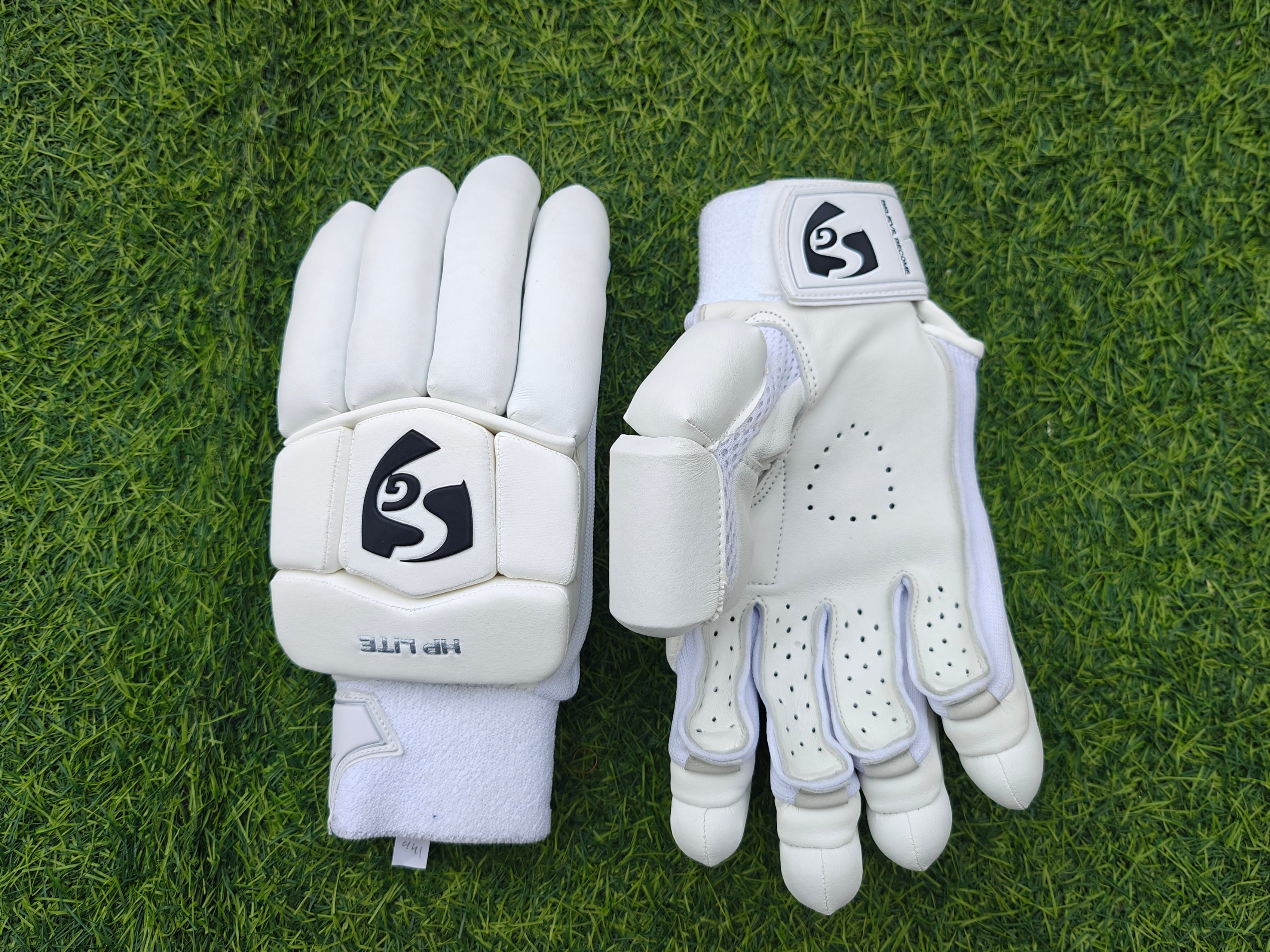 Sg HP Lite Batting Gloves-RH